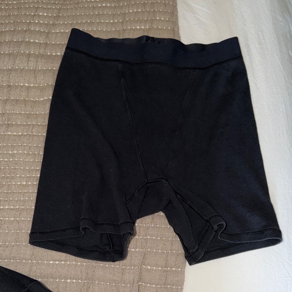 SKIMS Black Women's Shorts